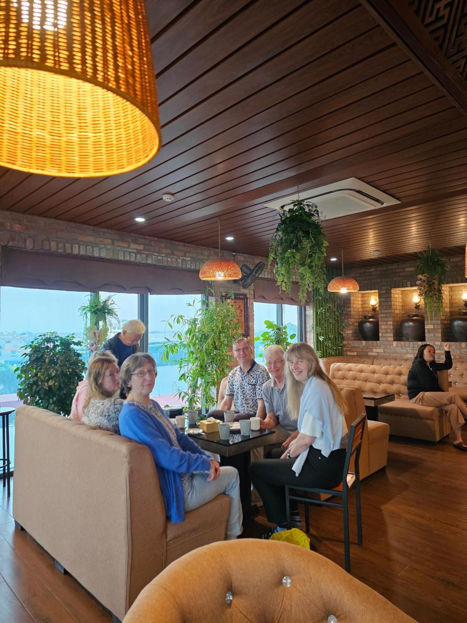 Kawasaki Noi Bai Airport Hotel Exteriör bild