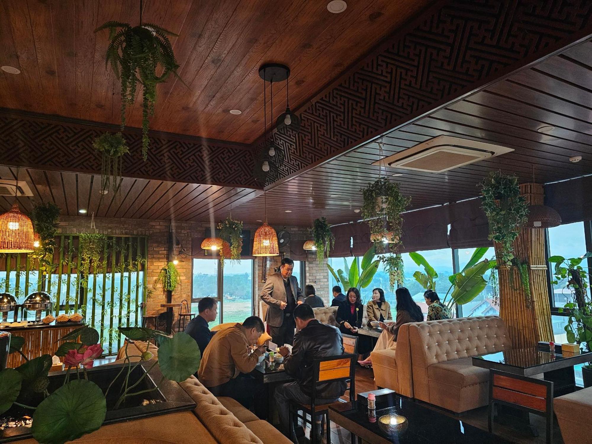 Kawasaki Noi Bai Airport Hotel Exteriör bild
